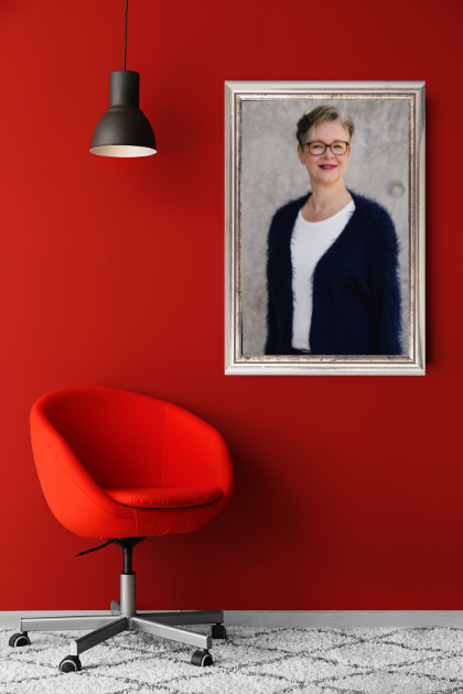 Das Bild der Autorin in einem anderen Rahmen zur Veranschaulichung des Reframing